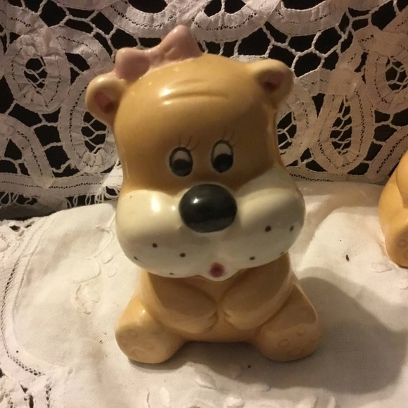 Vintage Bear boy and girl  salt and pepper shakers by Giftcraft, made in Taiwan - Picture 7 of 10